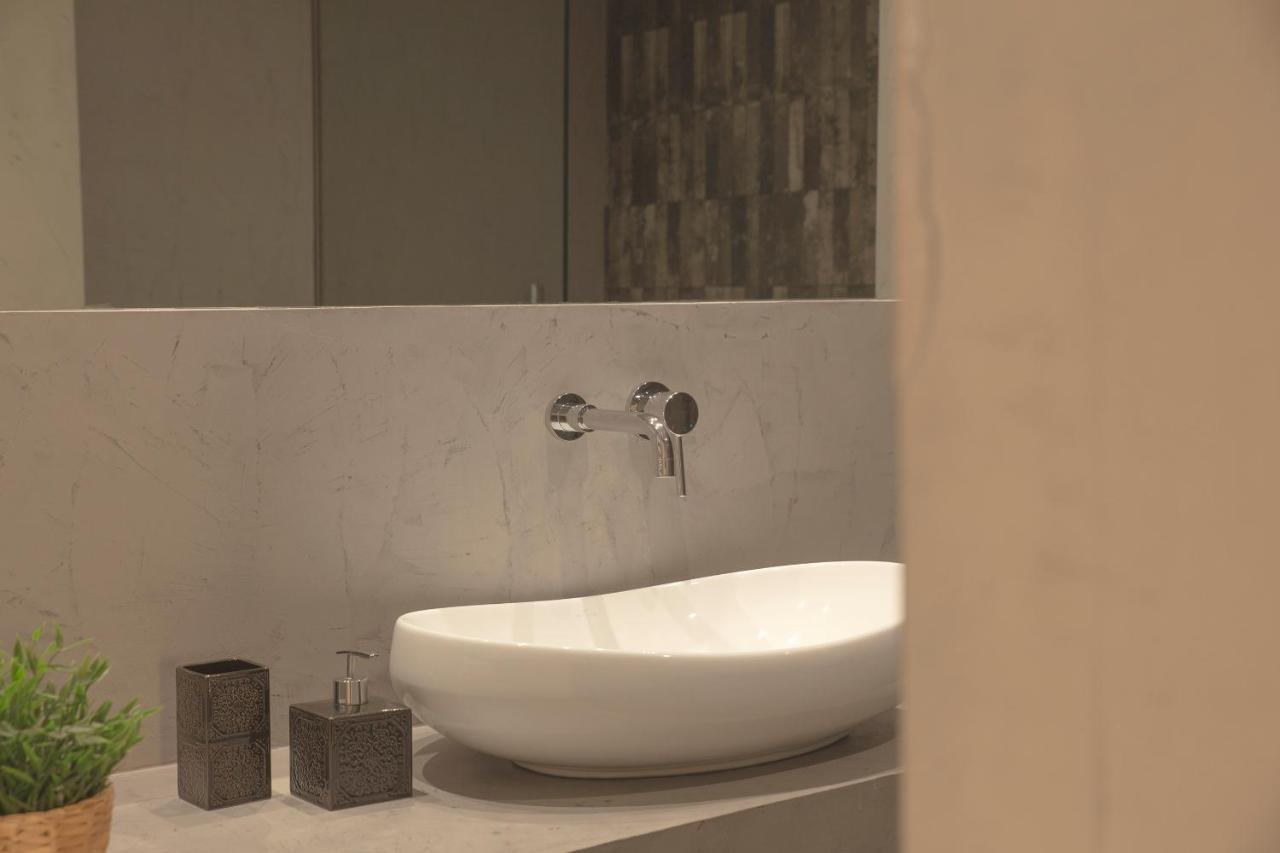 Living Stone Bronze Atenas Exterior foto